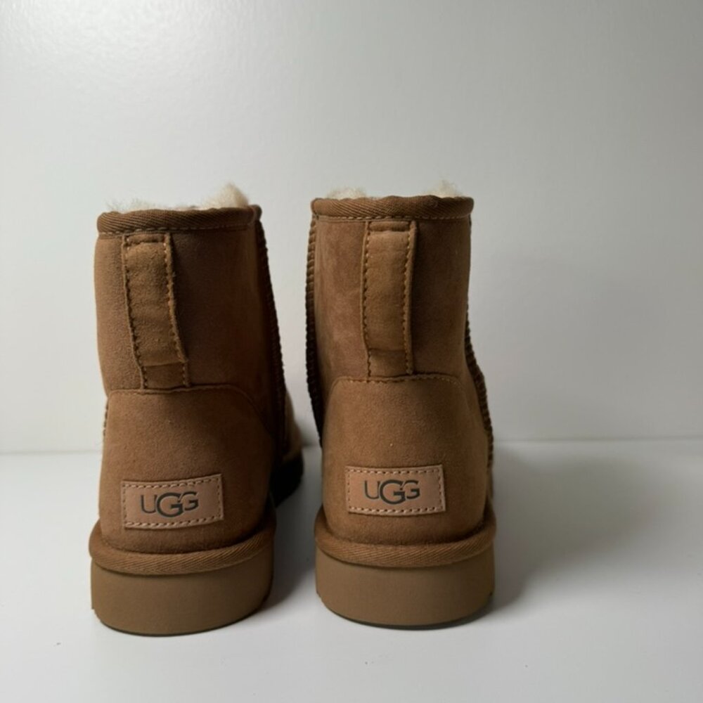 UGG Men's Classic Mini Boots - Picture 3 of 5